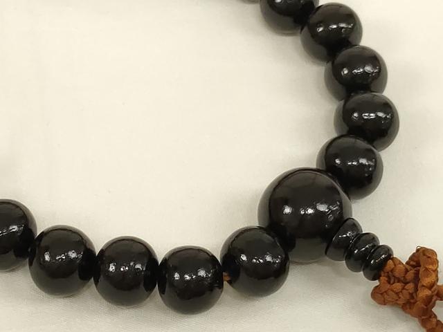 平和屋本店▼数珠・念珠・ブレスレット4点セット 黒檀 金剛菩提樹 タイガーアイ 虎目石 箱付き 法衣 寺院 仏具 仏教 僧侶 神職 AABH2772ja