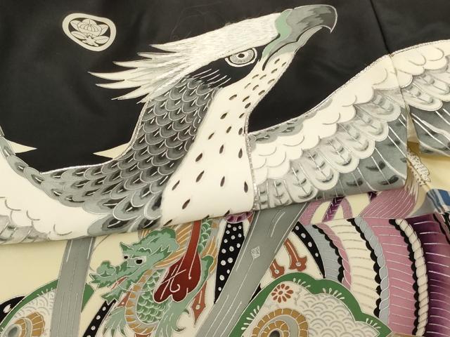 平和屋着物[]お宮参り　男の子　祝着　産着　初着　のしめ　駒刺繍　鷹　武具　銀彩　逸品　AABH2794ja