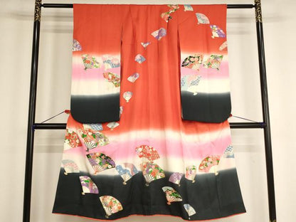 平和屋着物[]七五三　女の子　７歳　祝着　四つ身　駒刺繍　扇面御所車花文　暈し染め　金彩　正絹　逸品　AABH2799ja