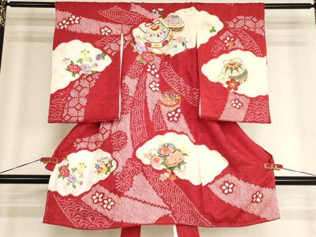 平和屋着物[]お宮参り　女の子　祝着　産着　初着　のしめ　絞り　刺繍　鈴花文　金糸　逸品　AABH2814ja