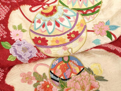 平和屋着物[]お宮参り　女の子　祝着　産着　初着　のしめ　絞り　刺繍　鈴花文　金糸　逸品　AABH2814ja