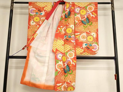 平和屋着物[]七五三 女の子 5歳 祝着・長襦袢セット 花蝶文 菊 金彩 洗える着物 AABH2864ja