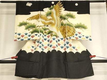 平和屋着物[]お宮参り　男の子　祝着　産着　初着　のしめ　刺繍　鷹　松　青海波　金糸　金彩　逸品　AABH2866ja