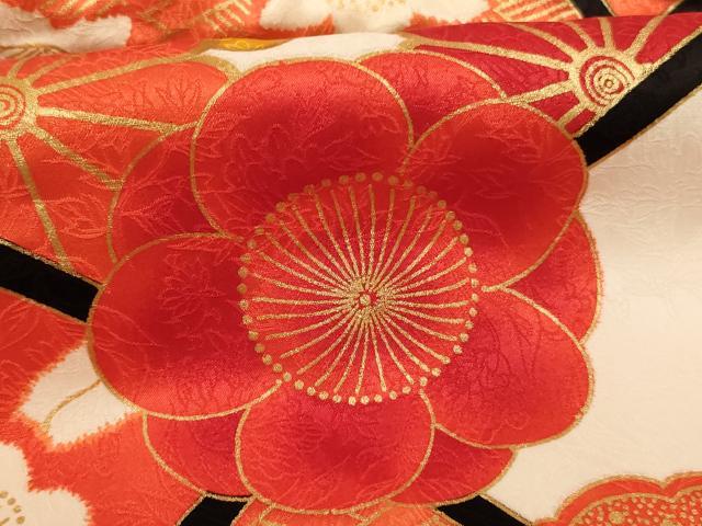 平和屋着物[]七五三　女の子　３歳　祝着　三つ身　長襦袢セット　割り付け花文　金彩　逸品　AABH2870ja