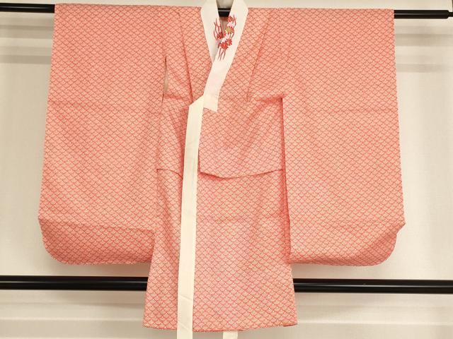 平和屋着物[]七五三　女の子　３歳　祝着　三つ身　長襦袢セット　割り付け花文　金彩　逸品　AABH2870ja