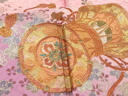 平和屋着物[]七五三　女の子　７歳　祝着　四つ身　桜鼓文　暈し染め　金銀彩　正絹　逸品　AABH2879ja