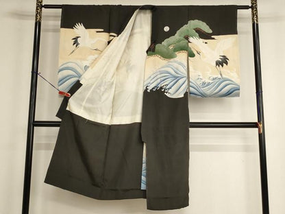 平和屋着物[]七五三　男の子　7歳　祝着　手描き　駒刺繍　飛鶴立波松文　金糸　金彩　正絹　逸品　AABH2883ja