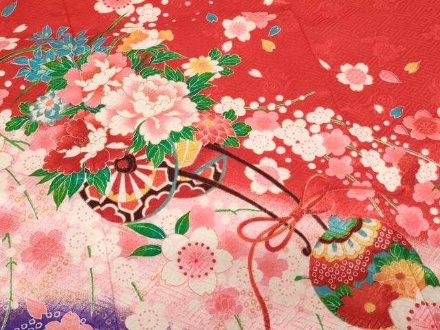 平和屋着物[]七五三　女の子　３歳　祝着　三つ身　花車文　暈し染め　金彩　AABH2888ja
