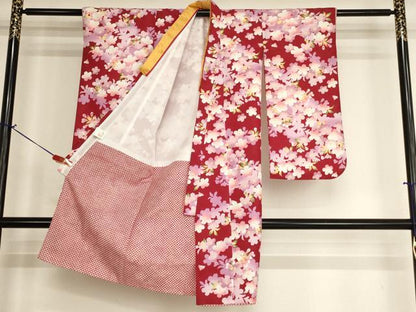 平和屋着物[]七五三　女の子　３歳　祝着　三つ身　舞桜文　金彩　AABH2922ja