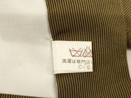 平和屋着物[]七五三　男の子　5歳　祝着・羽織・長襦袢（単衣）セット　兜　草花文　金彩　AABH2938ja