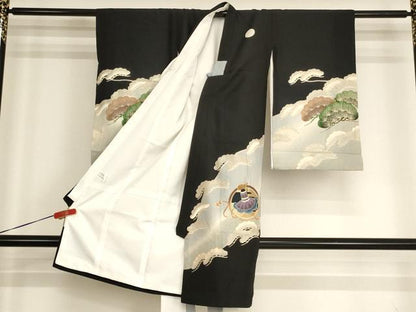 平和屋着物[]お宮参り　男の子　祝着　産着　初着　のしめ　兜　風景宝船文　暈し染め　金銀彩　逸品　AABH2956ja