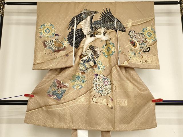 平和屋着物[]お宮参り　男の子　祝着　産着　初着　のしめ　刺繍　鷹　吉祥文　暈し染め　金糸　金彩　逸品　AABH2965ja