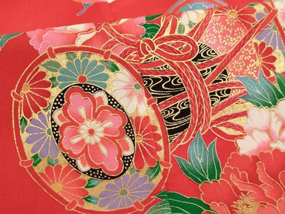 平和屋着物[]七五三　女の子　７歳　祝着　四つ身　花蝶鼓文　金彩　AABH2968ja