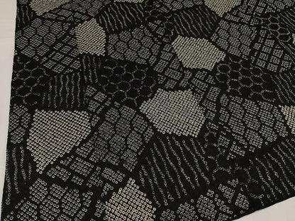 平和屋着物●上質な小紋　絞り　吉祥文　黒地　正絹　逸品　AABH3024ph