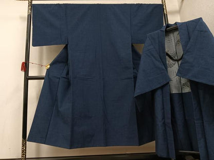 平和屋着物●男性　紬　アンサンブル　色無地　鉄御納戸色　正絹　逸品　AABH3035ph