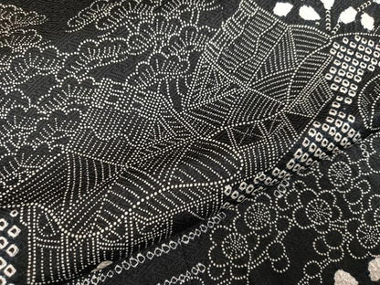 平和屋着物●訪問着　絞り　松竹梅風景文　黒地　正絹　逸品　AABH3037ph