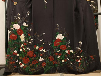 平和屋着物●豪華振袖　刺繍　草花文　黒紅色　金彩　鬼しぼ縮緬　正絹　逸品　AABH3069ph