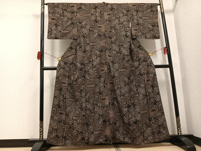 平和屋着物●本場大島紬　一元7マルキ　草花文　正絹　逸品　AABH3085ph