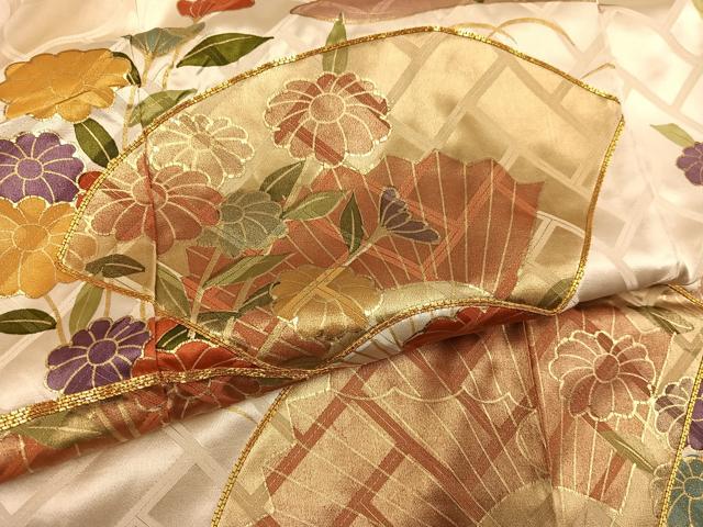 平和屋着物●豪華振袖　駒刺繍　地紙花文　金彩　正絹　逸品　AABH3097ph
