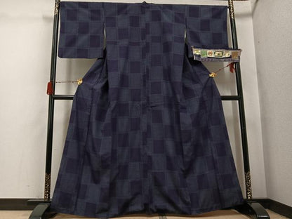 平和屋着物●結城紬　100亀甲　市松文　飯田ひろみ作　証紙付き　正絹　逸品　AABH3113ph