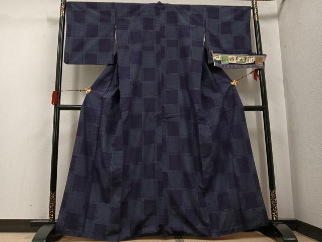 平和屋着物●結城紬　100亀甲　市松文　飯田ひろみ作　証紙付き　正絹　逸品　AABH3113ph