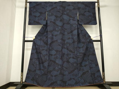 平和屋着物●結城紬　80亀甲　地紙唐草文　正絹　逸品　未使用　AABH3322ck