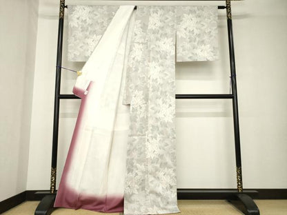 平和屋着物●本場大島紬　白大島　カタス7マルキ　蔦草文　鈴乃屋扱い　正絹　逸品　AABH3325ck