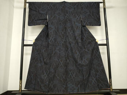 平和屋着物●本場結城紬　重要無形文化財　80亀甲　草花文　正絹　逸品　AABH3327ck