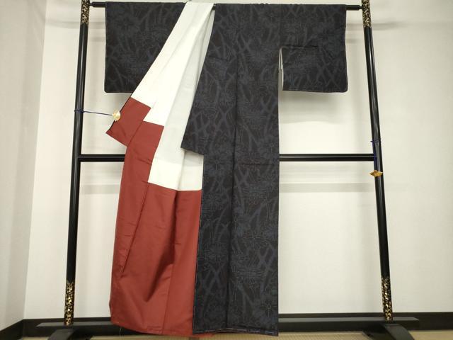 平和屋着物●本場結城紬　重要無形文化財　80亀甲　草花文　正絹　逸品　AABH3327ck