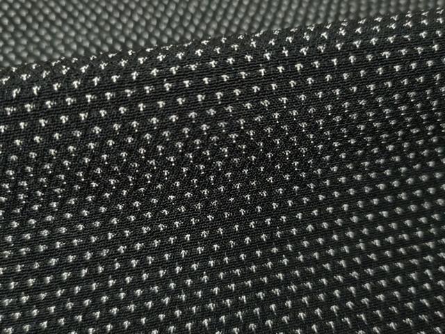 平和屋着物●本塩沢　蚊絣　黒地　正絹　逸品　未使用　AABH3328ck