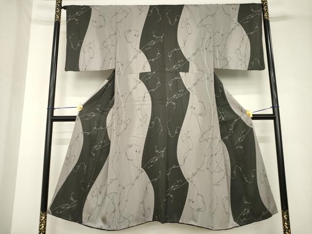 平和屋着物●男性　小紋　よろけ蔦草間道　正絹　逸品　AABH3332ck