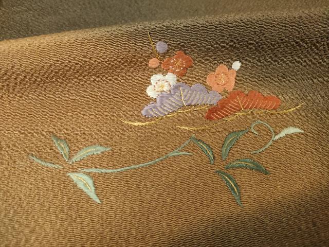 平和屋着物●豪華色留袖　刺繍　流水文　松　梅　暈し染め　金糸　鬼しぼ縮緬　正絹　逸品　AABH3343ck