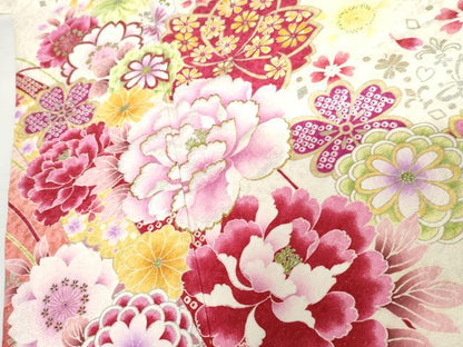 平和屋着物●豪華振袖　刺繍　花蝶文　暈し染め　金糸　金銀彩　銀通し地　正絹　逸品　AABH3626cs