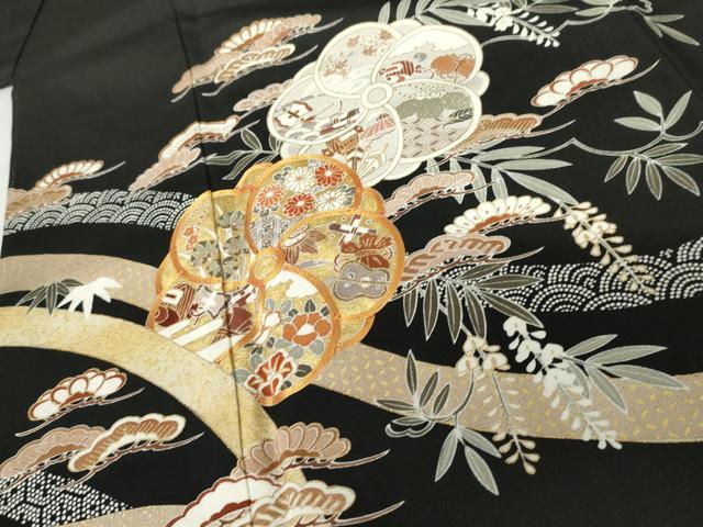 平和屋着物●豪華黒留袖　駒刺繍　松竹梅文　ねじ梅　金彩　正絹　逸品　AABH3640cs