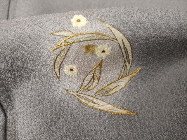 平和屋着物●訪問着　駒刺繍　ほたる暈し　草花丸文　金彩　やまと誂製　正絹　逸品　AABH3684cs
