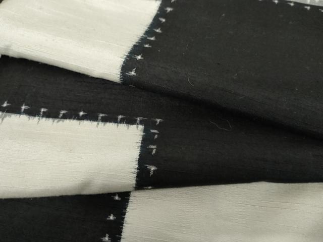 平和屋着物●上質な紬　格子　黒地　正絹　逸品　AABH3707cs