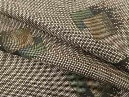 平和屋着物●本場大島紬　泥染め　カタス7マルキ　菱重ね文　正絹　逸品　AABH3713cs