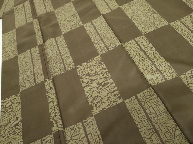 平和屋着物●本場大島紬　染大島　型染め　市松花文　堀之内織物謹製　証紙付き　正絹　逸品　AABH3721cs