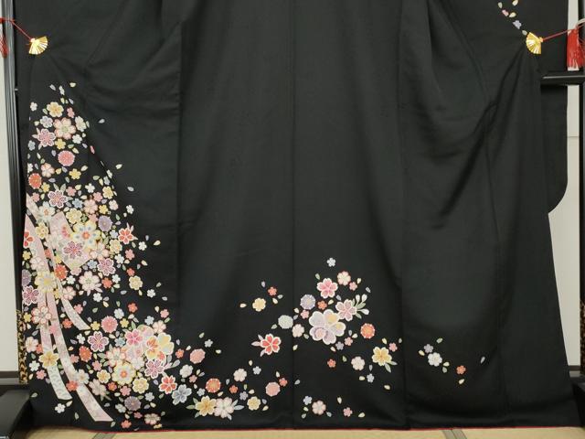 平和屋着物●豪華振袖　蔓帯舞花文　黒地　金彩　正絹　逸品　AABH3727cs