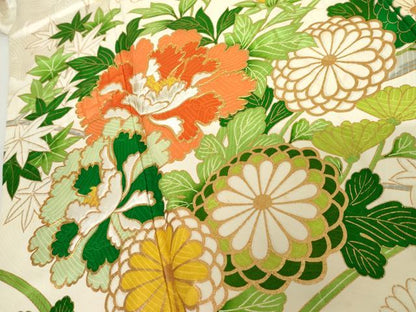 平和屋着物●豪華振袖　駒刺繍　枝花文　金糸　金彩　正絹　逸品　AABH3728cs