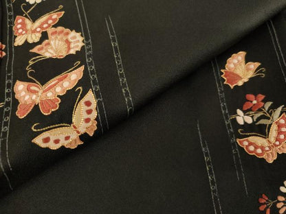 平和屋着物●訪問着　駒刺繍　花蝶文　黒地　金糸　正絹　逸品　AABH3770cs