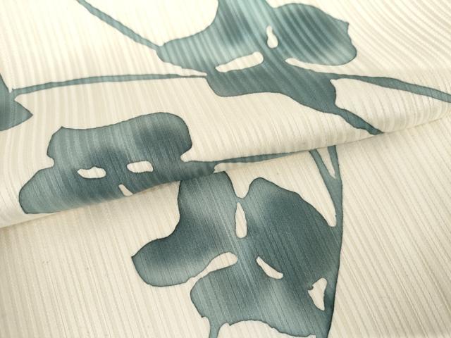 平和屋着物●上質な小紋　ろうけつ染め　枝花文　正絹　逸品　AABH3778cs 平和屋着物○上質な小紋 ろうけつ染め 枝花文 正絹 逸品 AABH3778csの