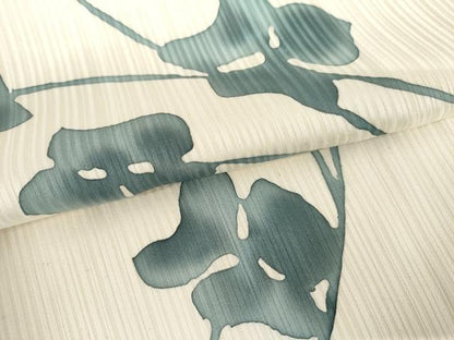 平和屋着物●上質な小紋　ろうけつ染め　枝花文　正絹　逸品　AABH3778cs