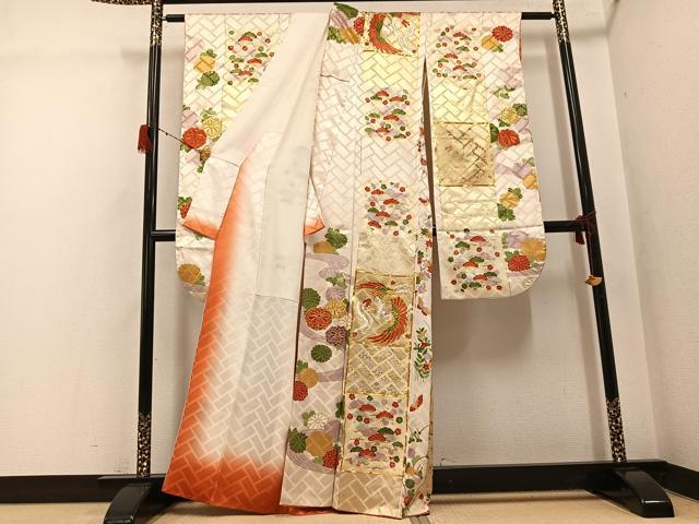 平和屋着物●豪華振袖　駒刺繍　鳳凰草花舞蝶文　金彩　正絹　逸品　AABH3801ph