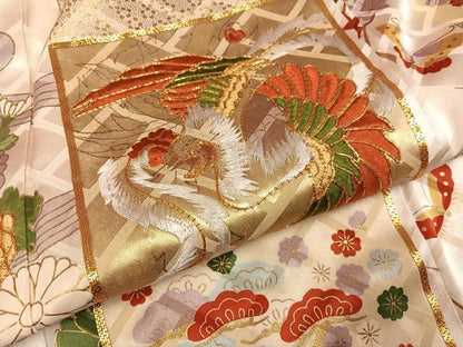 平和屋着物●豪華振袖　駒刺繍　鳳凰草花舞蝶文　金彩　正絹　逸品　AABH3801ph