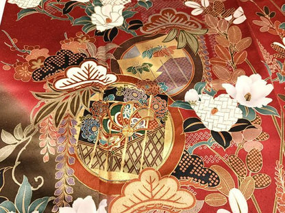 平和屋着物●豪華振袖　駒刺繍　草花文　暈し染め　金彩　正絹　逸品　AABH3814ph