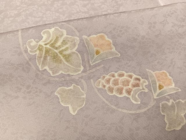 平和屋着物●訪問着　向い鳥葡萄花唐草文　暈し染め　金彩　正絹　逸品　AABH3825ph