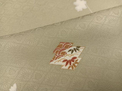 平和屋着物●上質な小紋　松皮菱草花文　金彩　正絹　逸品　AABH3827ph