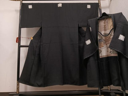 平和屋着物●男性　黒紋付・羽織セット　正絹　逸品　AABH3830ph