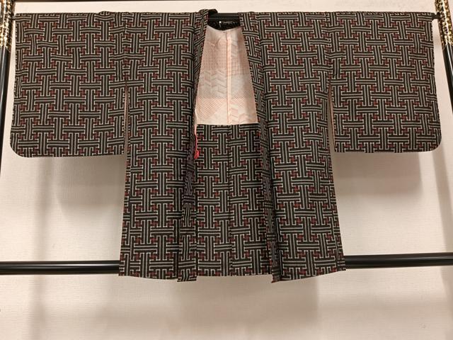 平和屋着物●本場大島紬　龍郷絣　秋名バラ　アンサンブル　田畑有光作　証紙付き　正絹　逸品　AABH3878ph